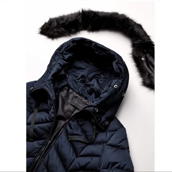Tahari Heavyweight Puffer Coat Faux Fur Hood - Picture 5 of 10